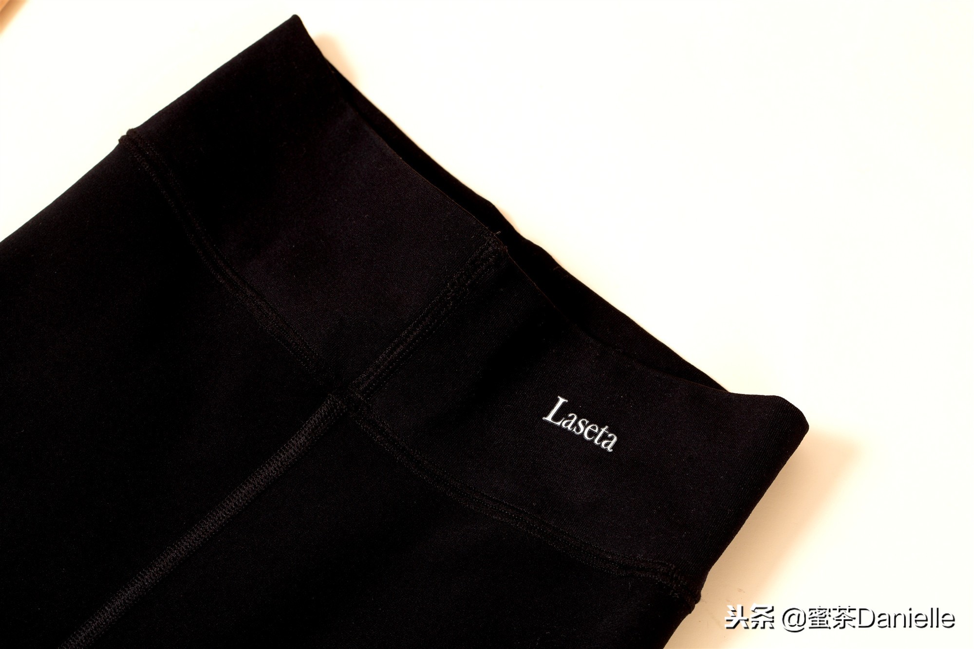 连裤袜穿着老是往下掉怎么回事,为什么裤袜穿着会往下掉