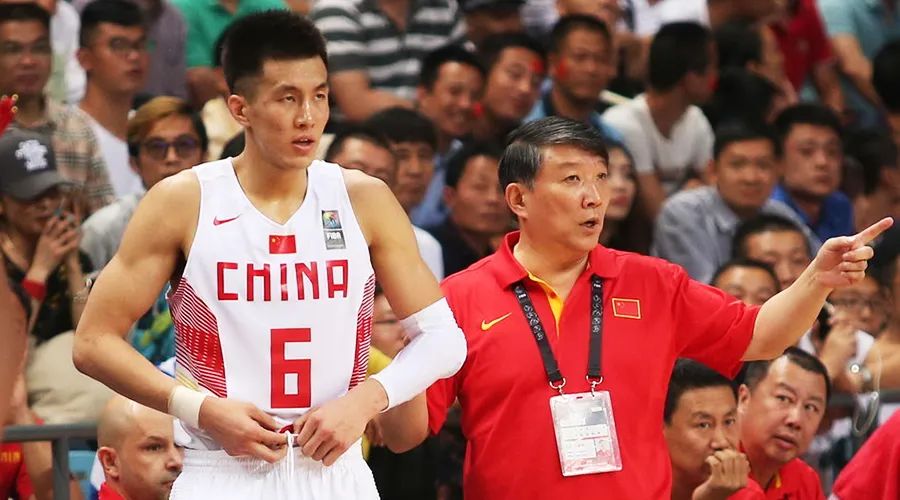 杨毅杨健深度解读赵继伟助攻,辽宁杨毅和赵继伟