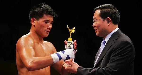 当“西北少侠”遇上“威风少侠”,谁的武艺更高强?擂台见真招