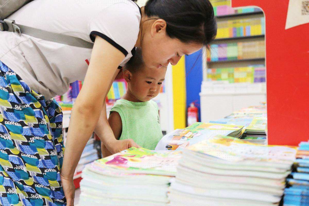 家长教孩子读书读好点,父母如何教育孩子正确的读书