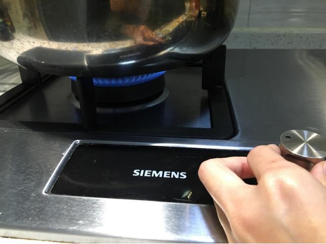 自己蒸的馒头有嚼劲不蓬松,自己蒸的馒头有点粘是怎么回事