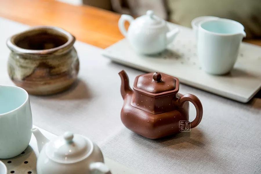 喝茶最怕什么行为,喝茶礼仪不失礼