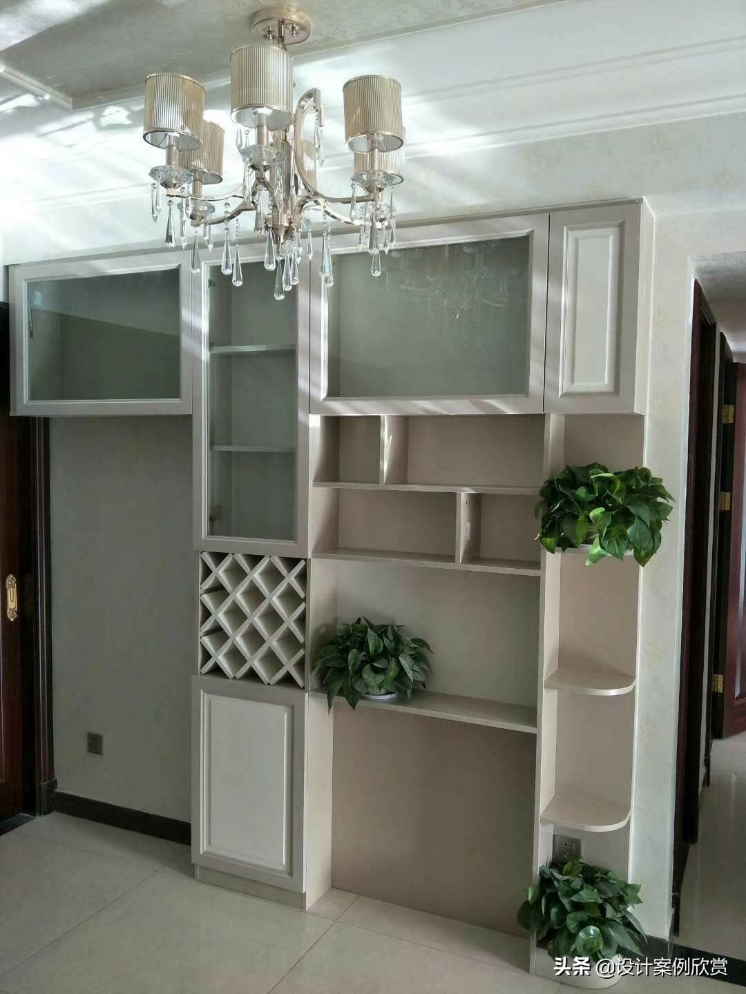 餐厅酒柜最佳效果图,餐厅酒柜简约大气上档次