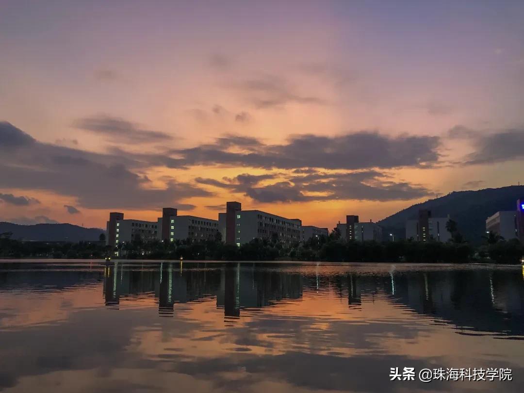 读一所校园环境和学习氛围全方位一流的大学是什么体验？