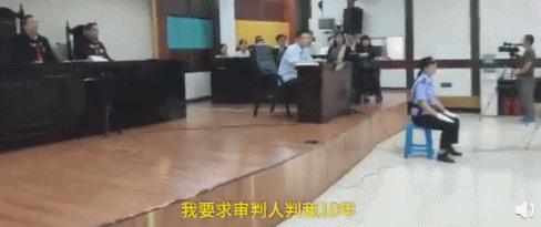 奇葩新闻大全爆笑合集,各种奇葩新闻笑死人