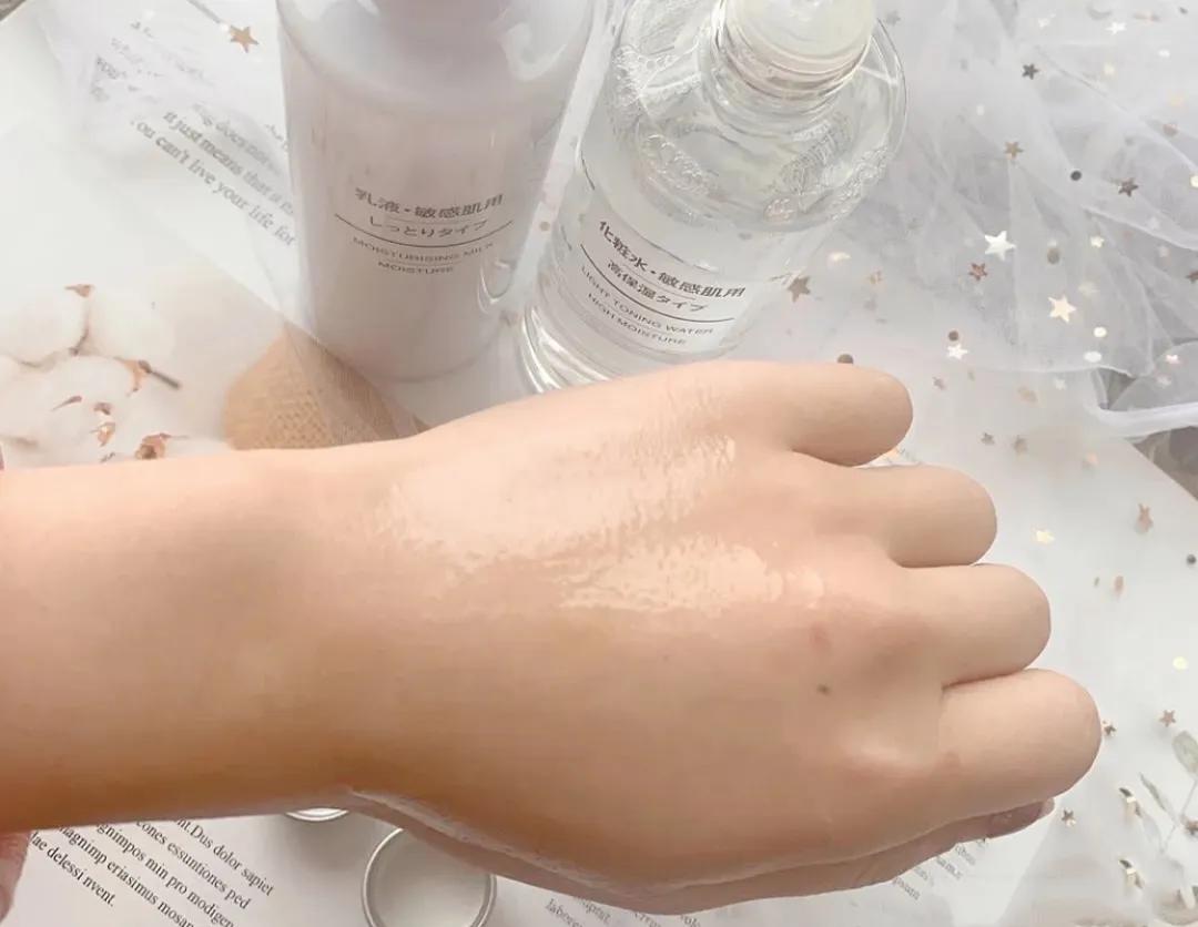 适合夏季油皮用的水乳,夏季干皮护肤水乳推荐18岁