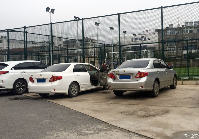 开了十二年的丰田卡罗拉,最新12款丰田卡罗拉1.8收车实录
