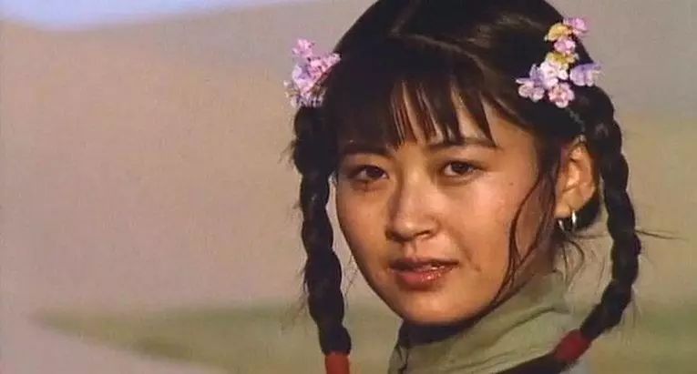 许晴50岁依然少女感满满,50岁的许晴拥有25岁的坦然