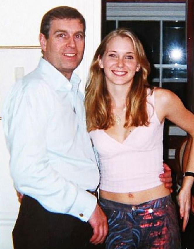 诱骗少女,权色交易,美国富豪20年铸造“处女岛”,打通政界人脉