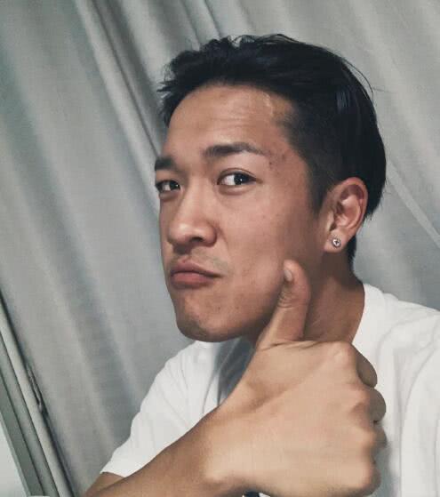 张丰毅与张博宇同台,张博宇张丰毅近照