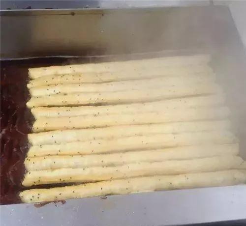 国宴脆皮油条的配方与做法,台湾香酥大油条配方