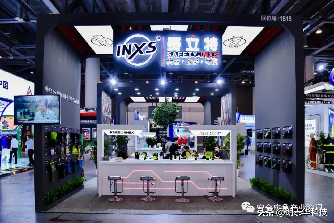 防烫耐高温硅胶加厚防热手套,防热防烫微波炉手套怎么用