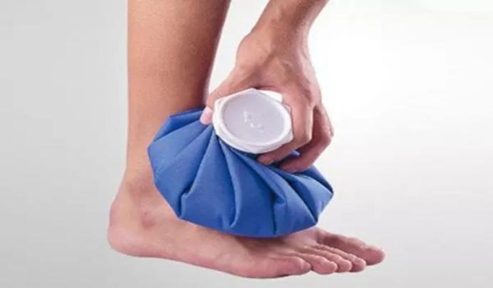 缓解脚踝疼痛的动作,什么动作可以缓解脚酸痛