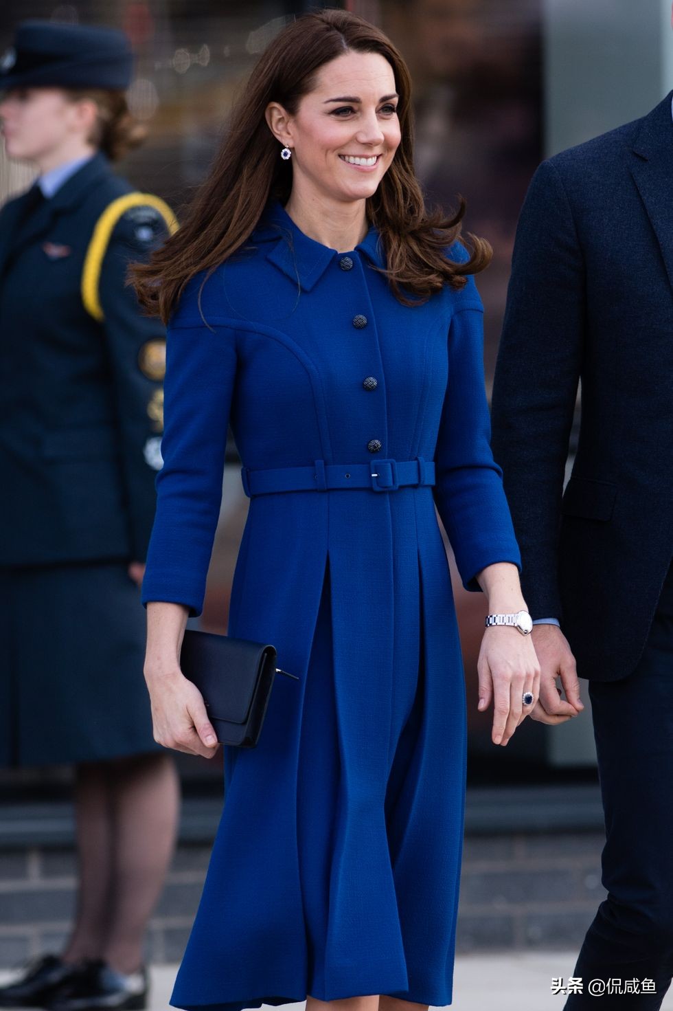 凯特王妃是如何让自己变的有修养,40岁的凯特王妃美到惊艳