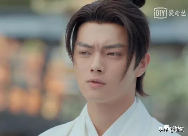 绝颜帅哥图片,绝帅二次元男生头像