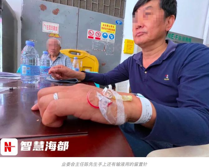 业委会主任家被物业踹门后续,业委会主任被踹家门处理后续