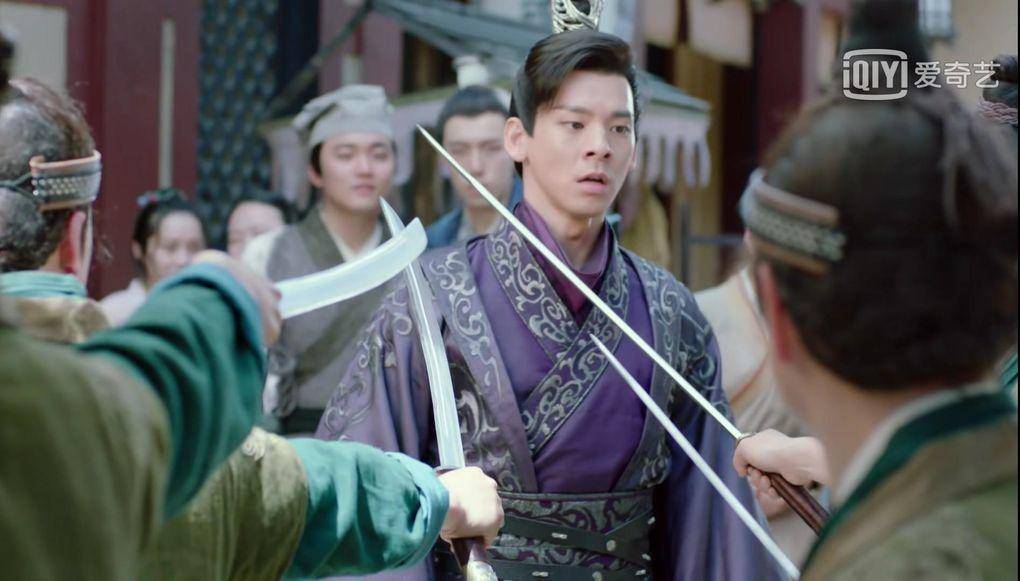 小女花不弃高燃,小女花不弃黑凤