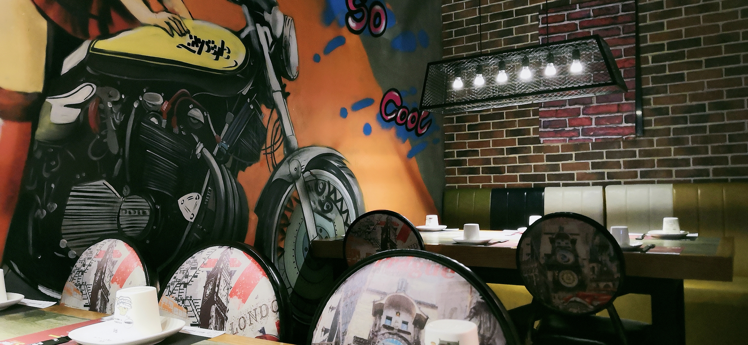 在城市立方泡了一天，发现这4家适合小聚、约会、过生日的餐厅