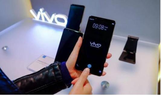 运用vivo提供的屏幕指纹识别技术,vivo手机屏下指纹真的不成熟吗