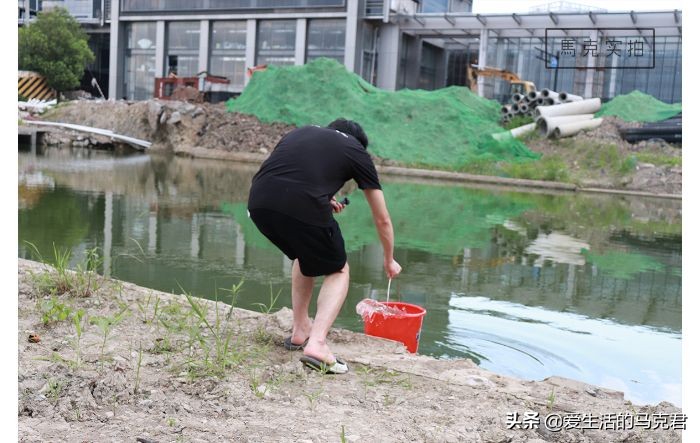 什么材质的行李箱耐摔耐磨,超轻摔不坏的耐磨行李箱