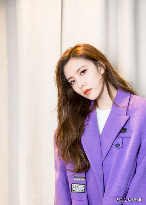 宋妍霏同款格子裤怎么搭,宋妍霏工装裤怎么搭配