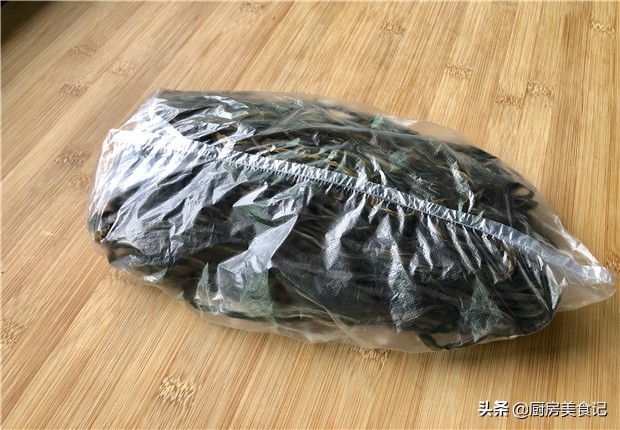 豆角吃不完怎么放冬天才好吃,吃不完的豆角这样做能放一年