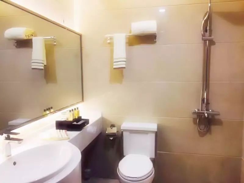 挂号500元/位！声称是武汉最好的医院，网友：武汉有钱人真多