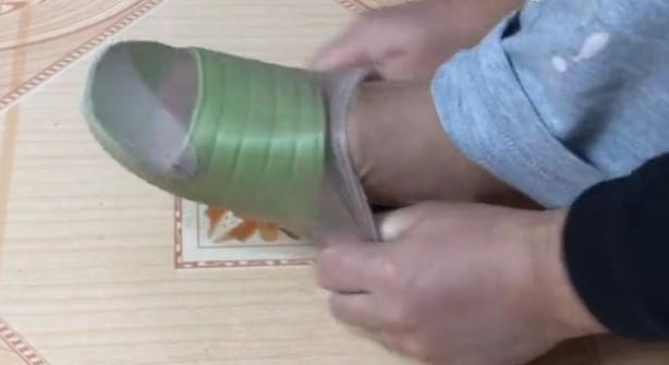 碎发比较多还毛躁怎么弄,小碎发怎么办教你一招