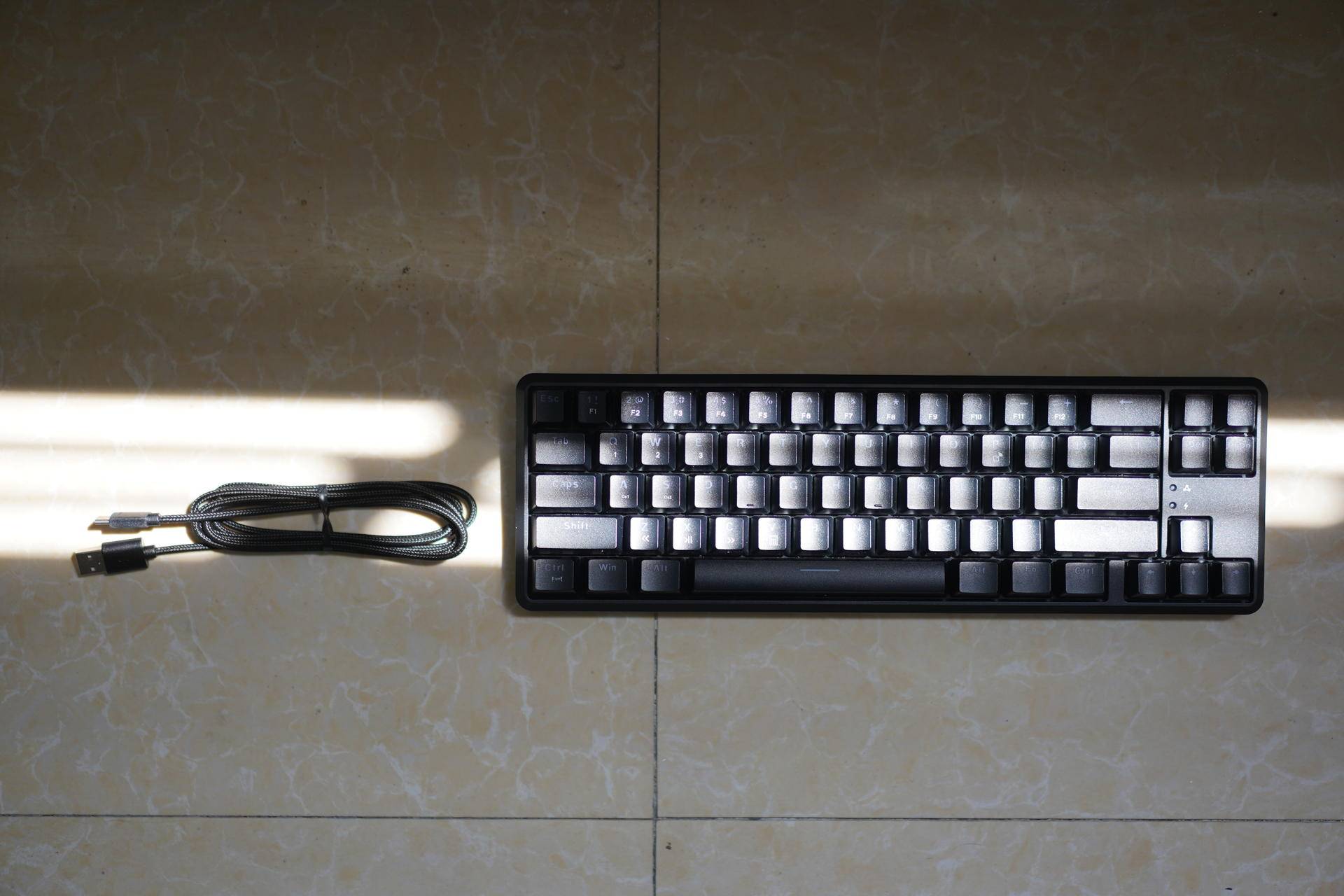 黑爵k680t镖人主题键盘,黑爵k620t键盘蓝色