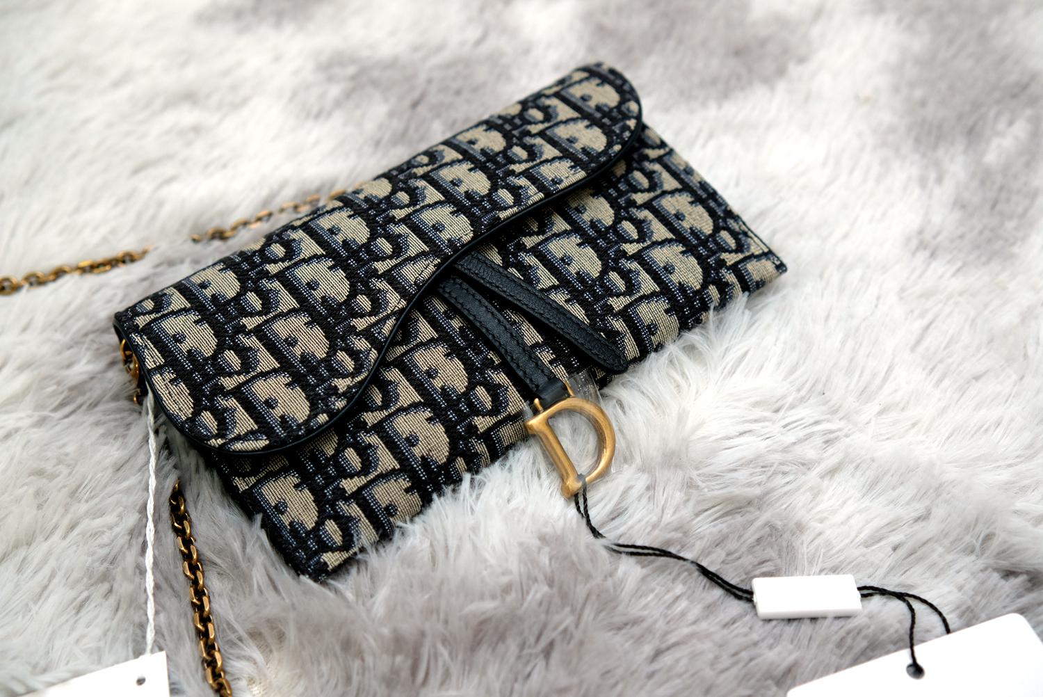 迪奥哪款包包值得购买,迪奥手袋哪款更值得入手