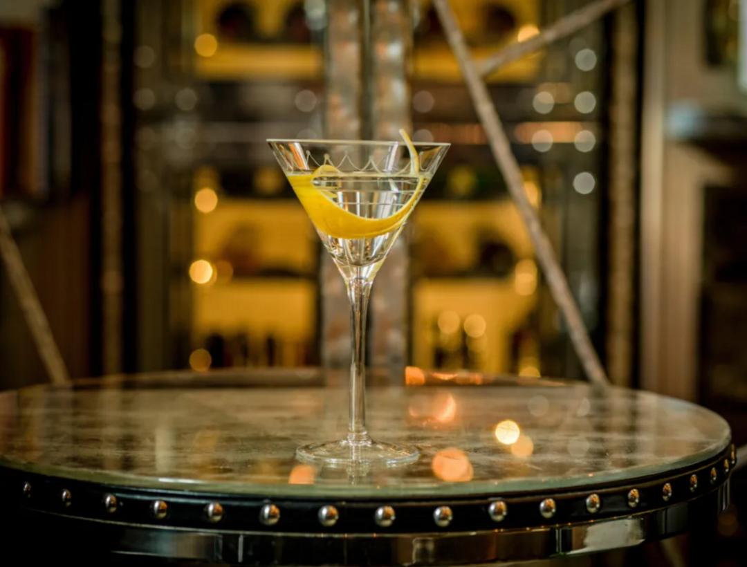 世界四大特色酒吧,世界各地的酒吧风格