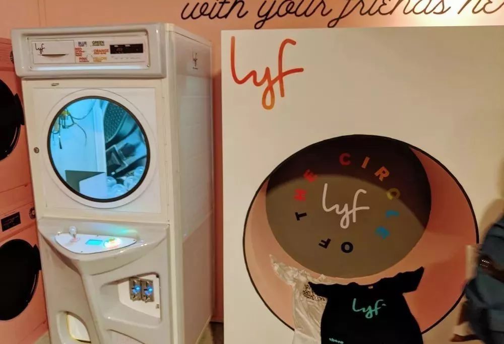 新加坡顶级购物中心,新加坡plazasingapura购物中心