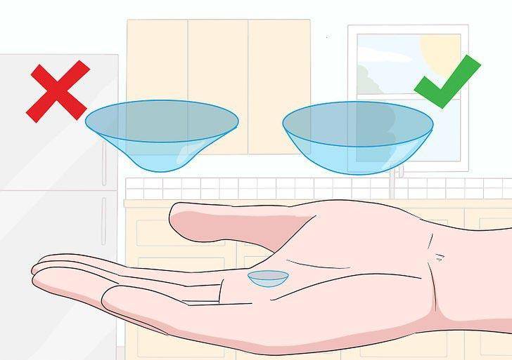 职场女无框眼镜,女白领上班时找隐形眼镜