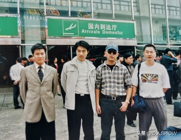 49岁孟非身体告急进医院，主持十年三拒春晚，为啥突然不红了？