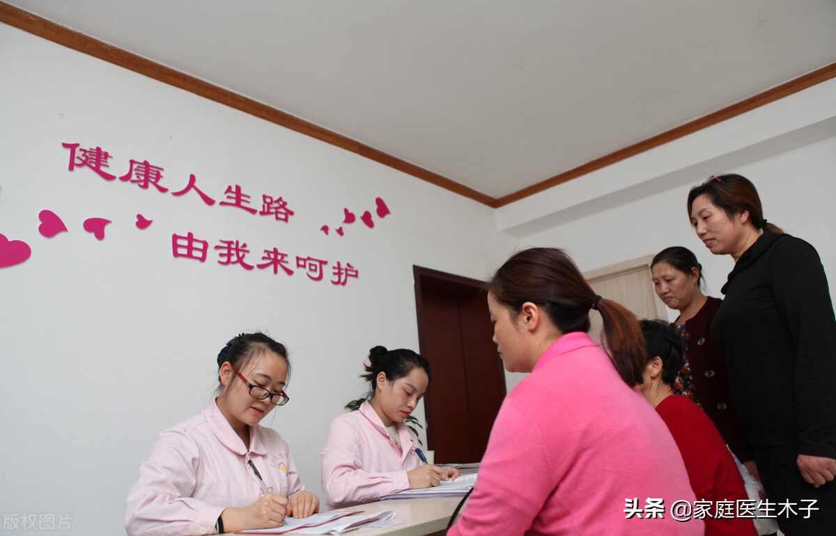 痛心!老年女性绝经后出血酿祸害,女人出现这些情况千万莫大意