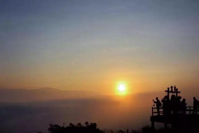 泰国免签入境需要看酒店信息,泰国签证必须提供全程酒店入住单