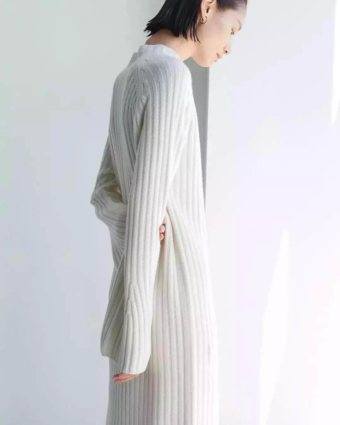 毛衣哪款值得买,必买的三种颜色毛衣