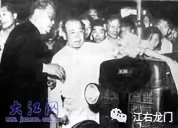 铁牛完整版原唱,铁牛伤感剪辑