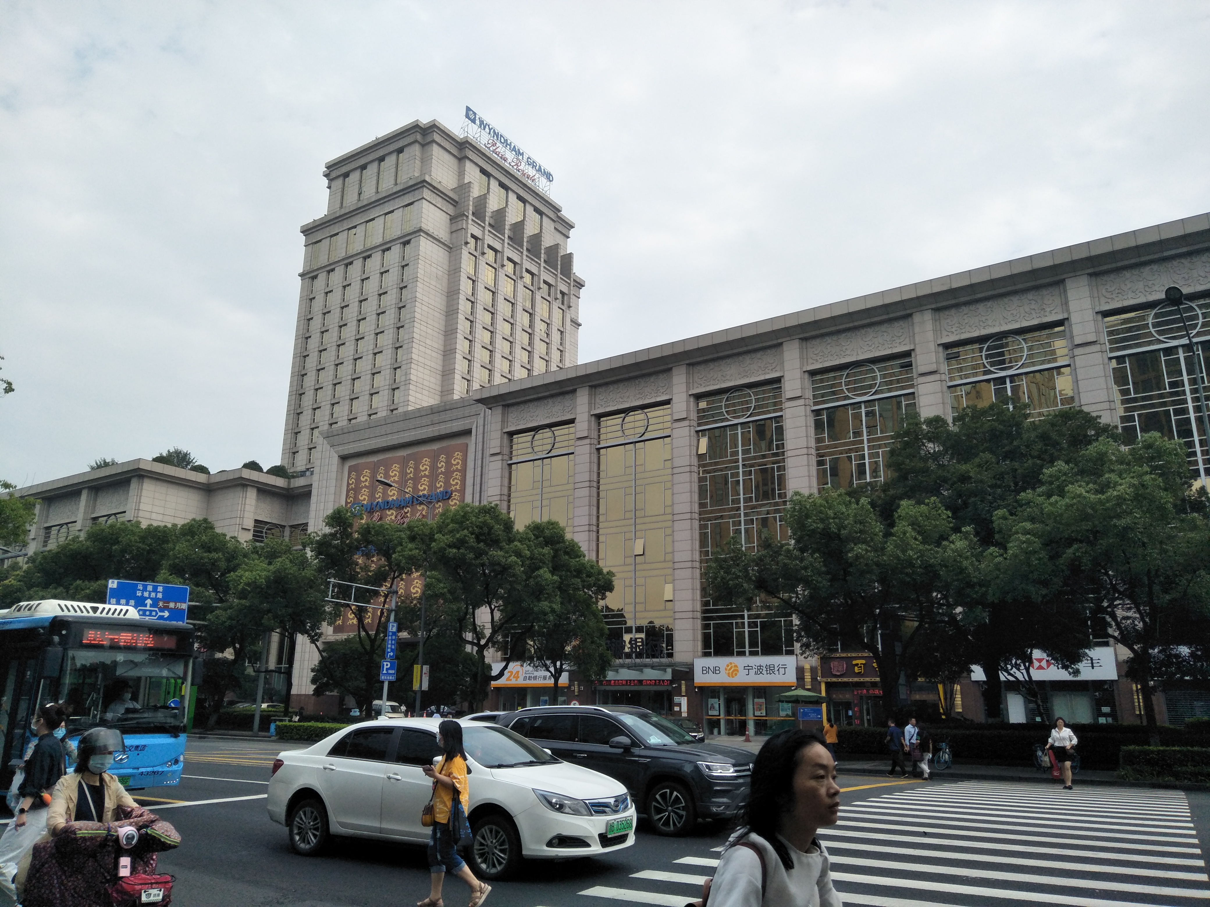 曾经的华侨饭店,上海华侨饭店历史