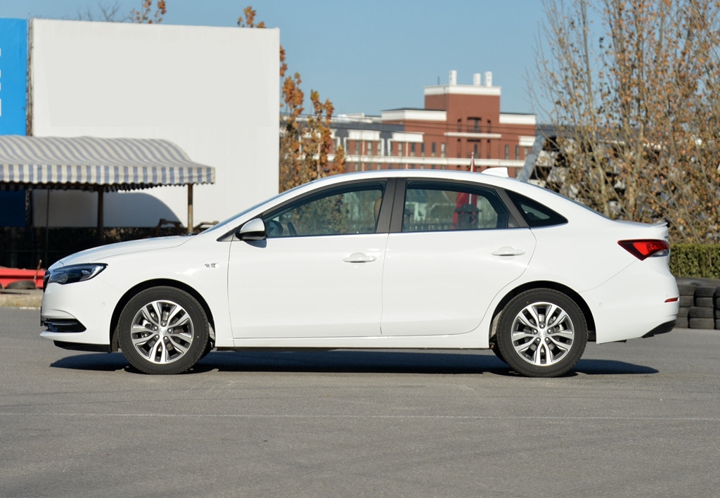 别克英朗8万8,英朗8万