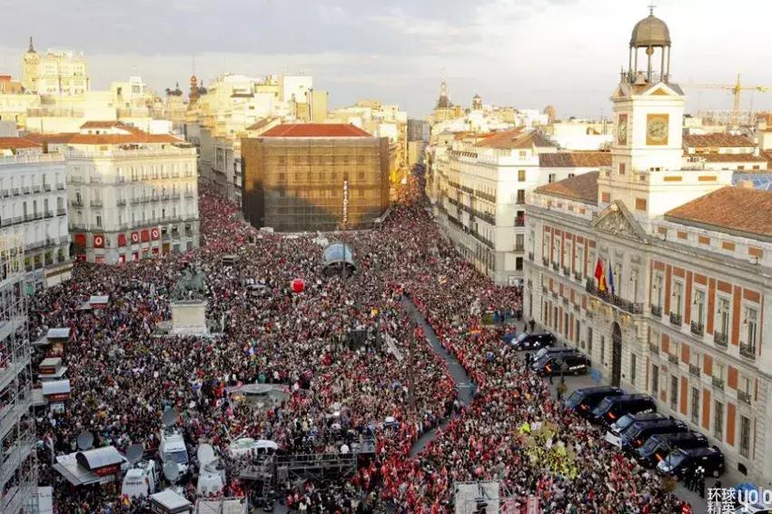 西班牙最穷王室人设崩塌一地鸡毛,最穷王室