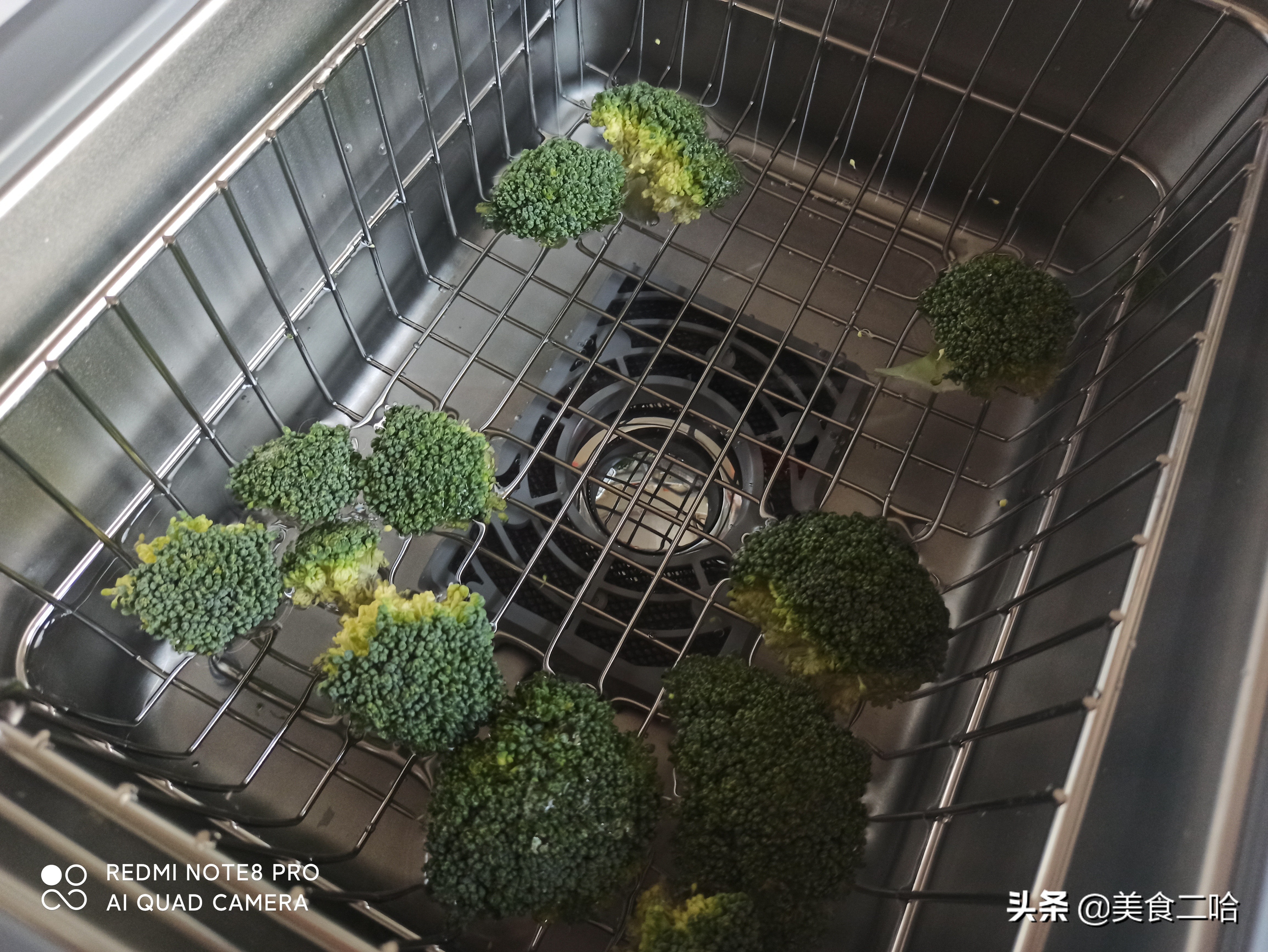 吃西兰花一定要洗干净,西蓝花煮熟了还可以洗干净么