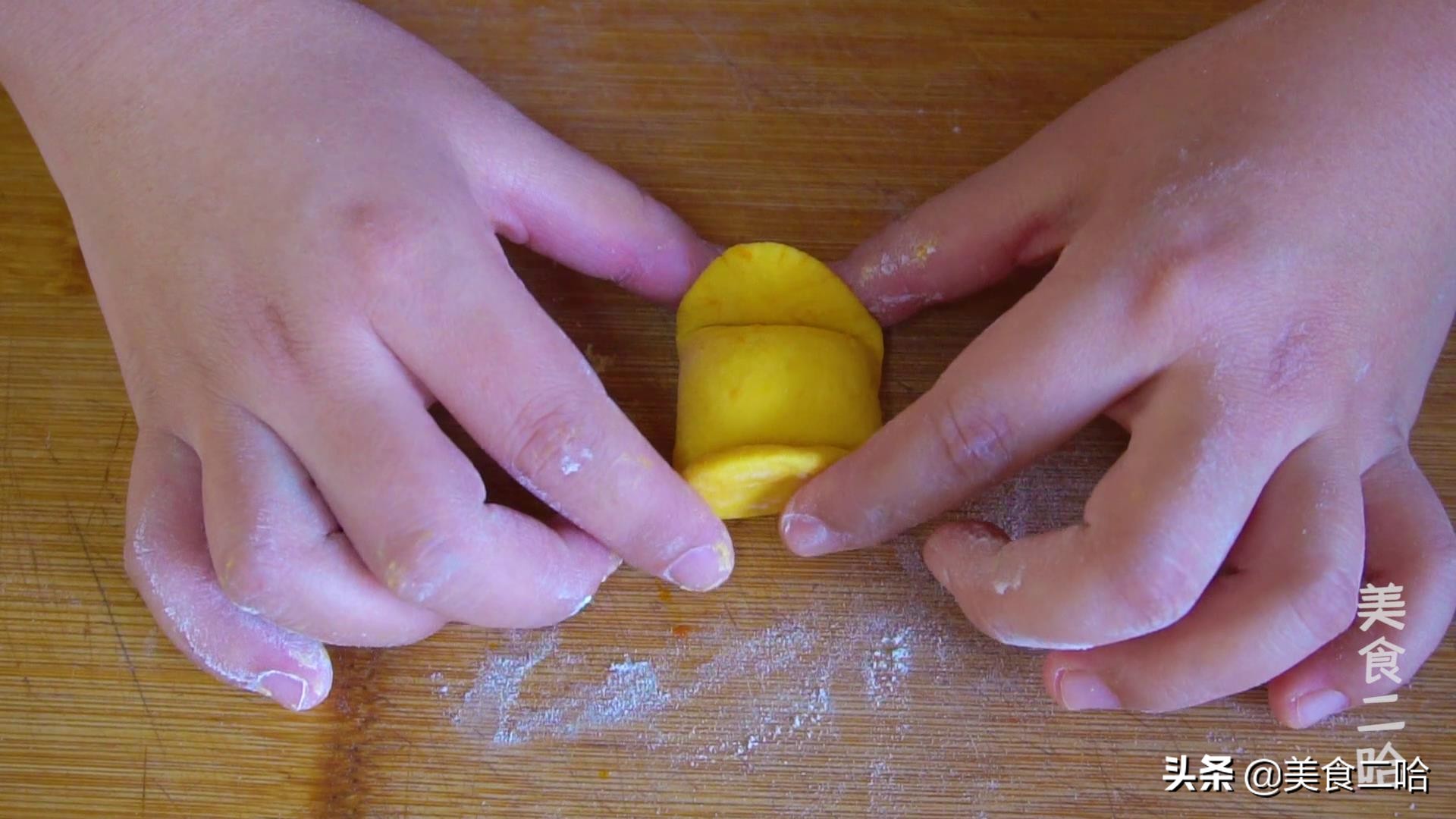 过年财神送来金元宝,过年送金元宝