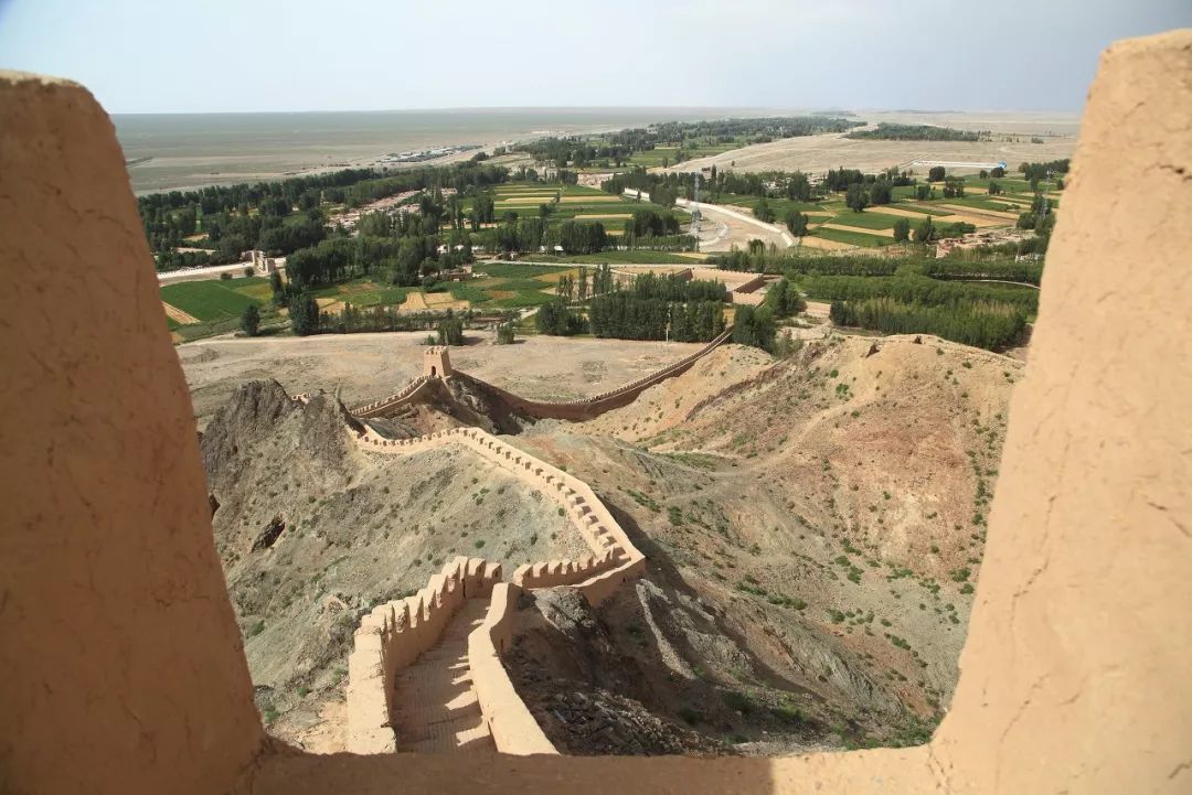 从敦煌坐火车到兰州需要几小时,从兰州到敦煌经过什么地方