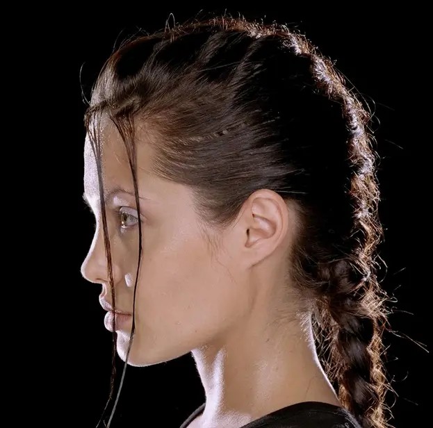 下颌角怎样算好看,下颌有折角好看还是没有折角好看