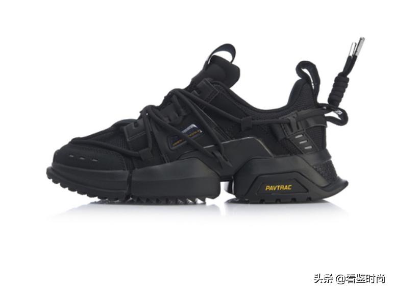 最好看的十大运动鞋,国产最好的运动鞋是哪款