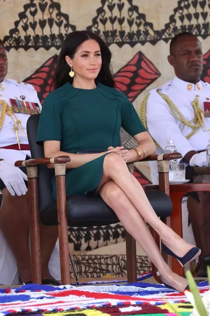 孕期怎么打扮即舒适又好看,孕期怎样穿得美美的