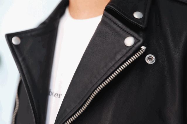 姊呮牴鍐绌挎惌,姊呮牴绂忓厠鏂悓娆剧毊澶瑰厠