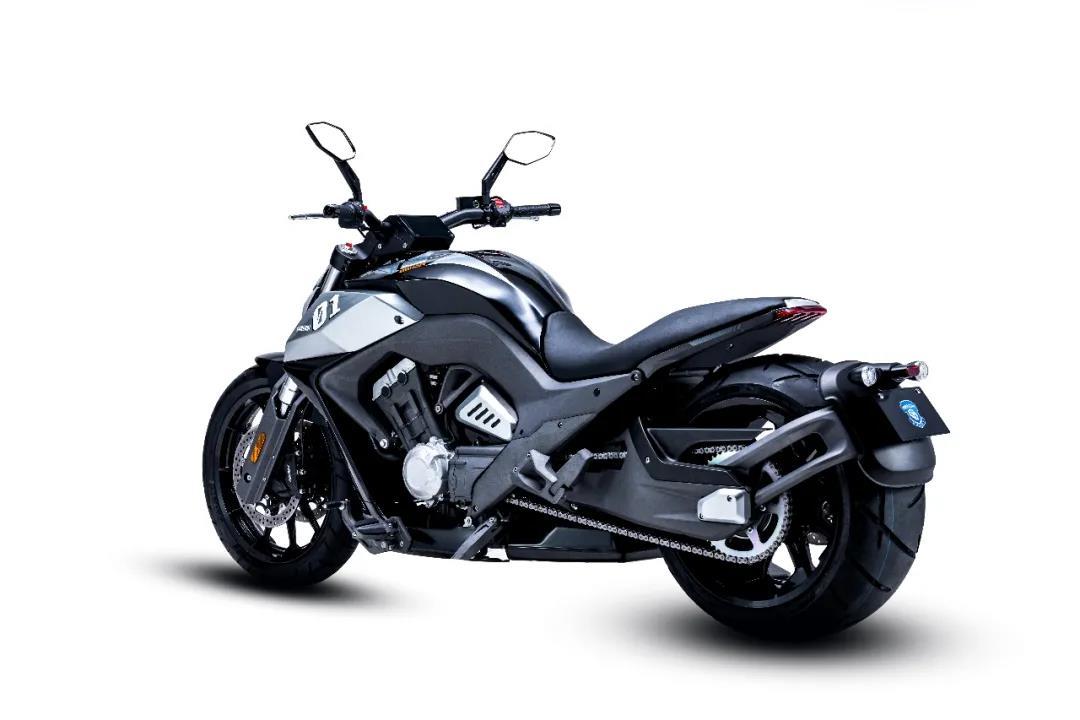 奔达700cc巡航摩托车,奔达700cc巡航带边箱