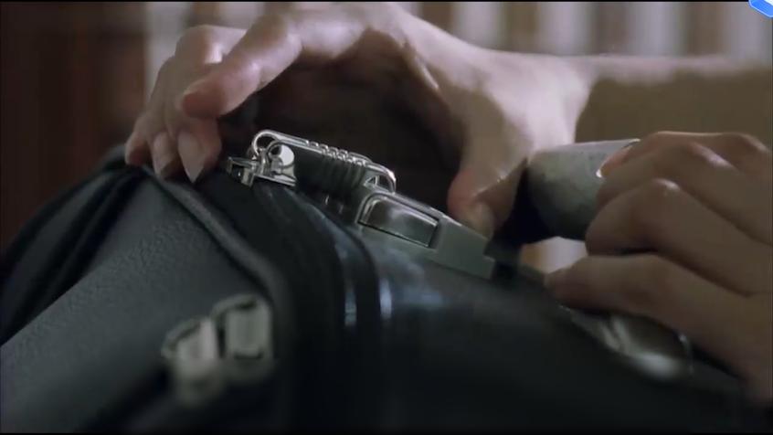 充满人性和伦理的电影,大胆拍出了中年夫妻的耻辱,既残酷又真实